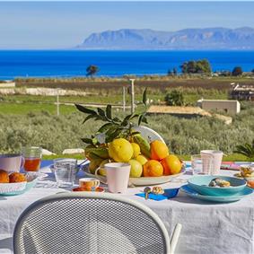 3 bedroom villa with pool, Scopello, sleeps 6